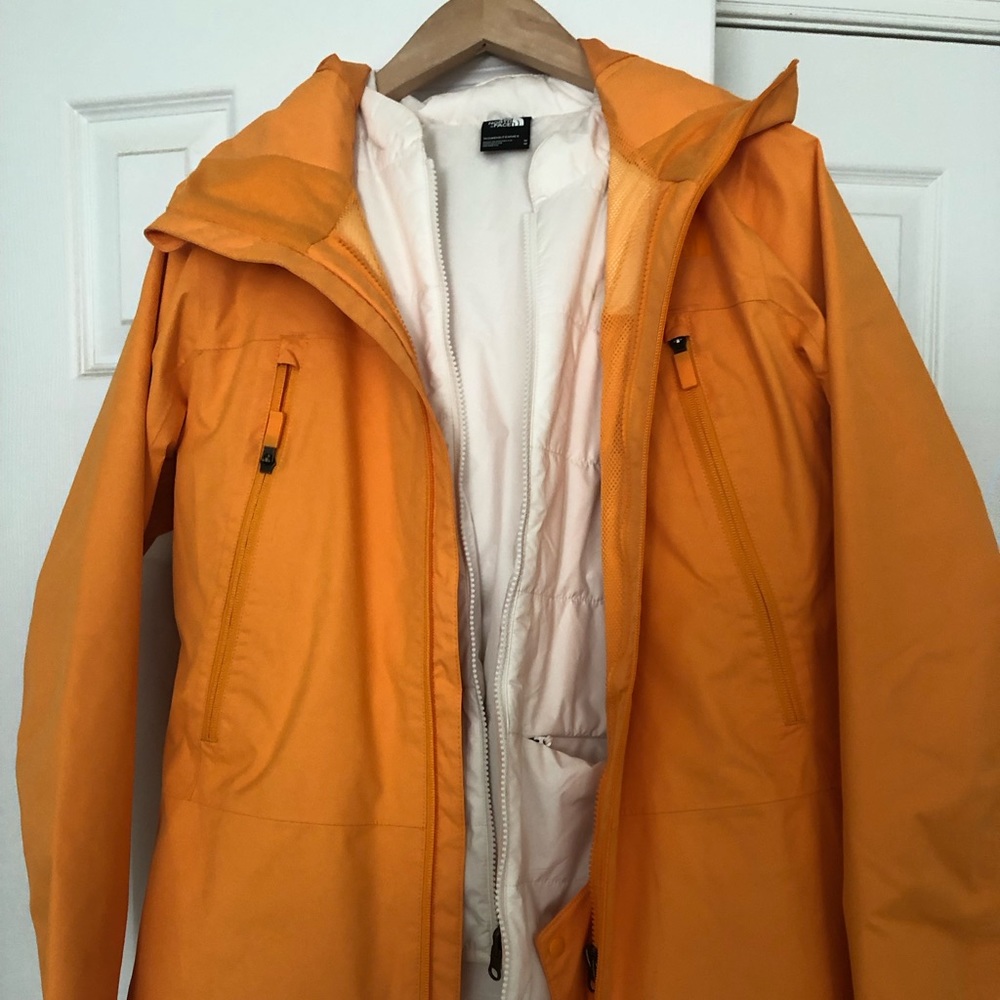 NORTH FACE TRICLIMATE WOMENS SKI JACKET
